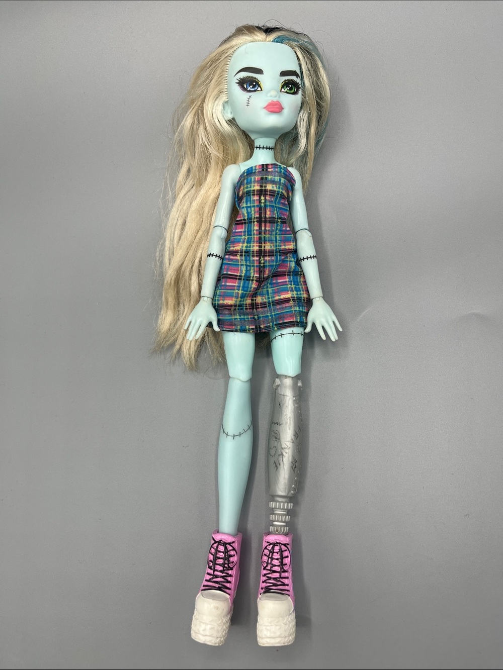 Monster High Doll Frankie Stein Posable Fashion Doll
